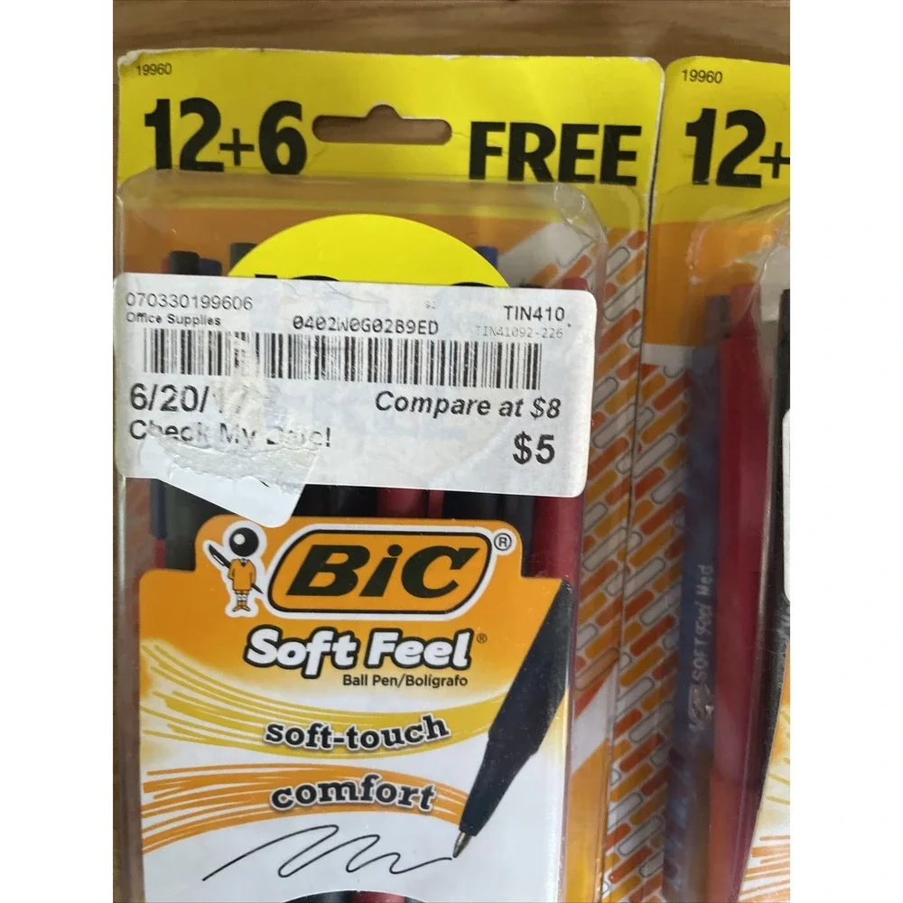 2 BIC Soft Feel Retractable Multi Color 18 Pack Ballpoint Pens 1.0mm Missing 1